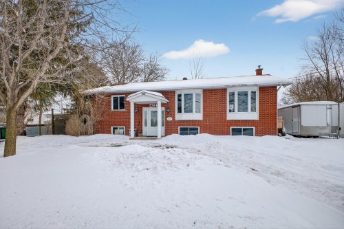 2564 Ch. des Patriotes  Richelieu, QC J3L 6M9
