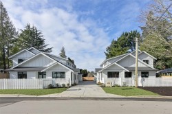 2-5032 Wesley Rd  Saanich, BC V8Y 1Z4