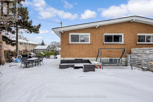 5 Carrington Court, Hamilton, ON - Outdoor