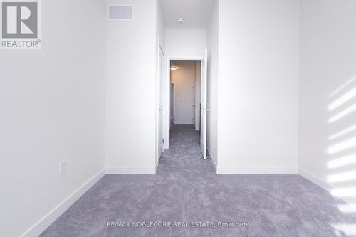 34 Singhampton Road, Vaughan, ON - Indoor Photo Showing Other Room