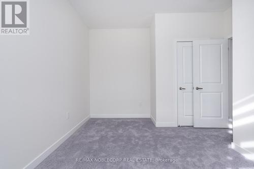 34 Singhampton Road, Vaughan, ON - Indoor Photo Showing Other Room
