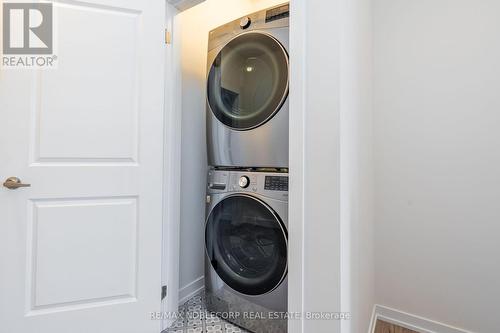 34 Singhampton Road, Vaughan, ON - Indoor Photo Showing Laundry Room