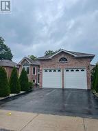 104 MARSELLUS DRIVE  Barrie, ON L4N 8R7