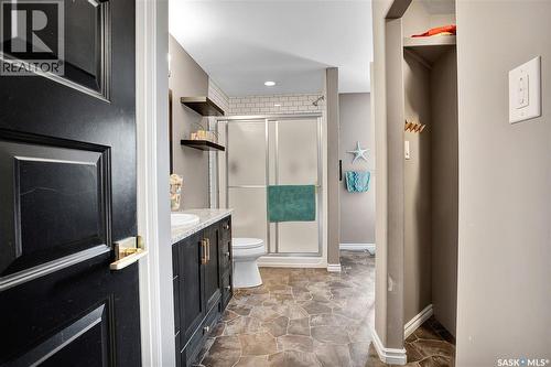 426 Lyle Crescent, Warman, SK - Indoor Photo Showing Bathroom