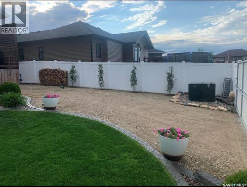 426 Lyle Crescent, Warman, SK - Outdoor