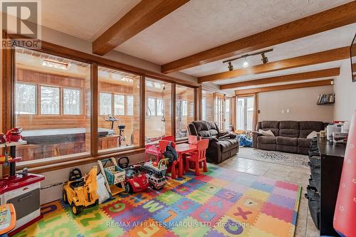 219 Pescod Avenue, Cornwall, ON - Indoor Photo Showing Other Room