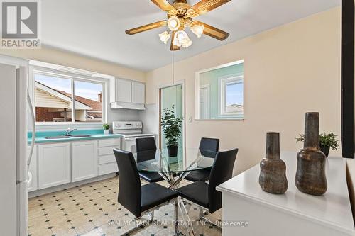 19 Secord Drive, Hamilton, ON - Indoor Photo Showing Dining Room