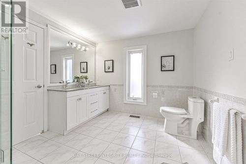 28 Carnforth Drive, Markham, ON - Indoor Photo Showing Bathroom