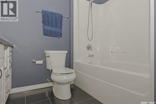 805 1901 Victoria Avenue, Regina, SK - Indoor Photo Showing Bathroom