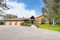 38 AUDUBON WAY  Georgina, ON L0E 1A0