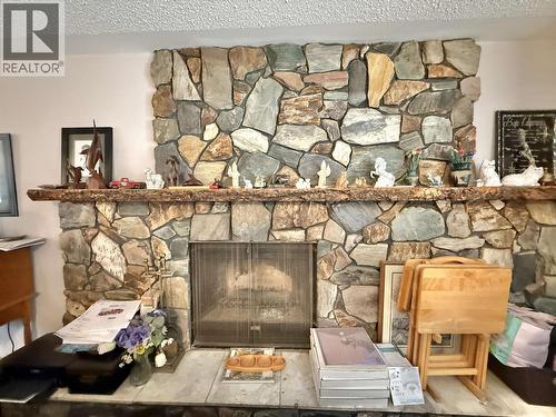 4793 S 97 Highway, Quesnel, BC - Indoor With Fireplace
