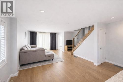 150 Overlea Drive, Kitchener, ON - Indoor Photo Showing Other Room