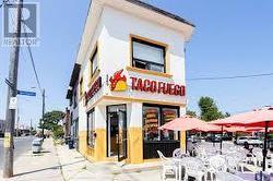 571 VAUGHAN ROAD  Toronto, ON M6C 2R4