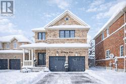 19 ELLERBY COURT  Whitby, ON L1R 0K5