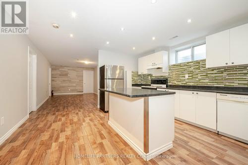 7930 Kipling Avenue, Vaughan, ON - Indoor Photo Showing Kitchen