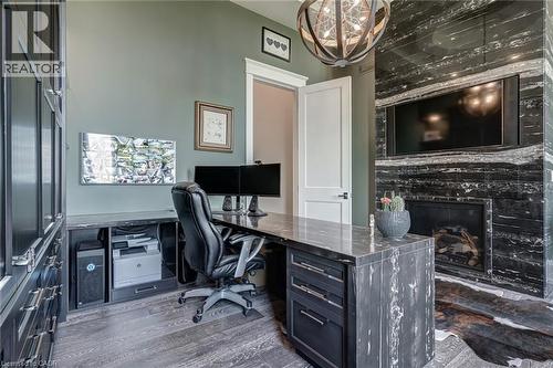 1272 Fiddlers Green Road, Ancaster, ON - Indoor Photo Showing Office