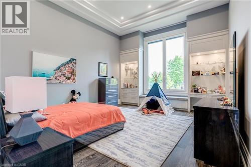 1272 Fiddlers Green Road, Ancaster, ON - Indoor Photo Showing Bedroom