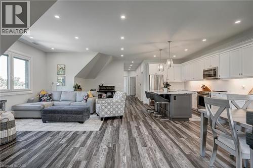1272 Fiddlers Green Road, Ancaster, ON - Indoor