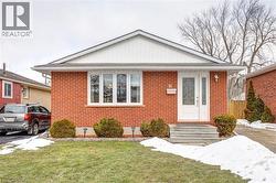 13 ROSEMOUNT Crescent  St. Thomas, ON N5P 2J2