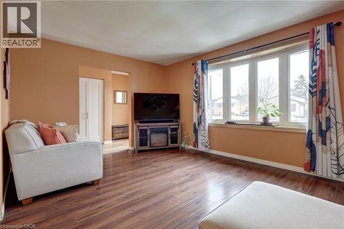 13 Rosemount Crescent, St. Thomas, ON - Indoor Photo Showing Living Room