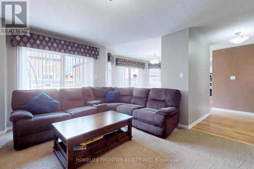 48 Patrick Drive S, Barrie, ON - Indoor Photo Showing Living Room