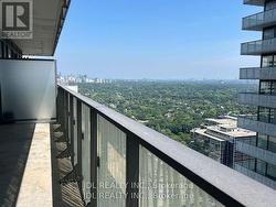 3609 - 42 CHARLES STREET E  Toronto, ON M4Y 1T4