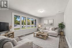 MAIN - 188 ST VINCENT STREET  Barrie, ON L4M 3Z4