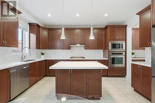 3071 Jenn Avenue, Burlington, ON - Indoor Photo Showing Kitchen