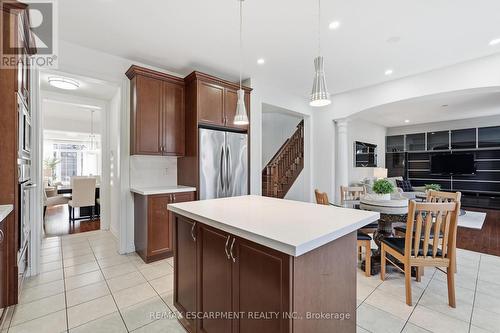 3071 Jenn Avenue, Burlington, ON - Indoor