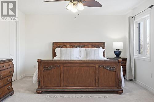 3071 Jenn Avenue, Burlington, ON - Indoor Photo Showing Bedroom