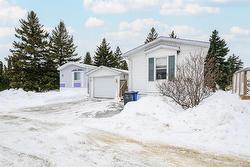 103 Sandale Drive  Winnipeg, MB R2N 1A4