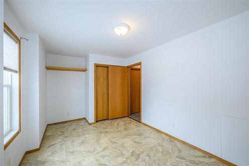103 Sandale Drive, Winnipeg, MB - Indoor Photo Showing Other Room