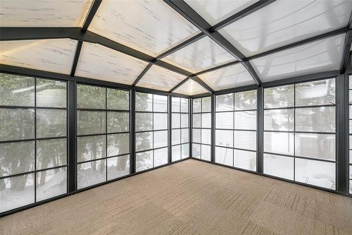 103 Sandale Drive, Winnipeg, MB - Indoor Photo Showing Other Room