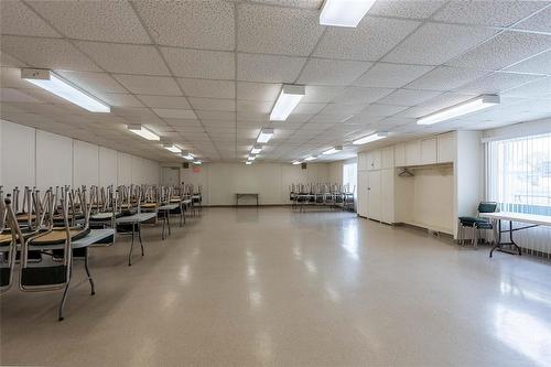 103 Sandale Drive, Winnipeg, MB - Indoor Photo Showing Other Room