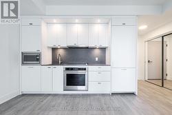 332 - 858 DUPONT STREET  Toronto, ON M6G 0C1