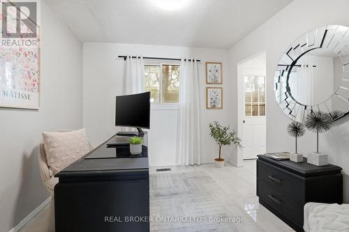 14 Basin Crescent, Hamilton, ON - Indoor Photo Showing Other Room