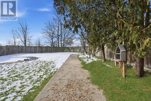 14 Basin Crescent, Hamilton, ON - Outdoor