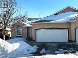 27 27 - 330 Stodola COURT  Saskatoon, SK S7N 4N9