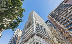 1713 - 195 REDPATH AVENUE  Toronto, ON M4P 0E4