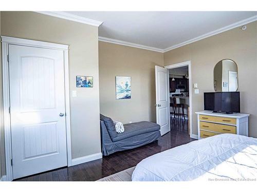 401-700 Cliffe St, Fredericton, NB 