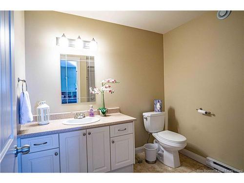 401-700 Cliffe St, Fredericton, NB 