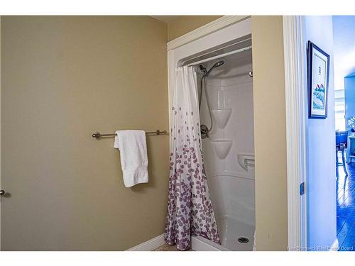 401-700 Cliffe St, Fredericton, NB 