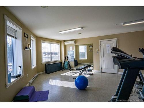 401-700 Cliffe St, Fredericton, NB 