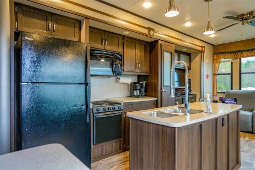 1185 Second Ave, Ucluelet, BC 