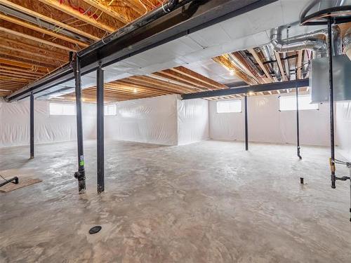 52 Ash Cove, Headingley, MB 