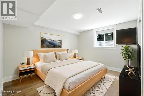 Unit B - 929 Upper Ottawa Street, Hamilton, ON - Indoor Photo Showing Bedroom