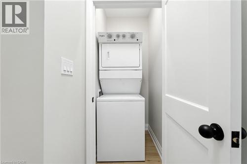 Unit C - 929 Upper Ottawa Street, Hamilton, ON - Indoor Photo Showing Laundry Room