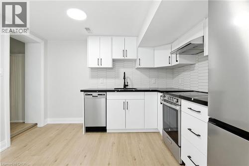 Unit C - 929 Upper Ottawa Street, Hamilton, ON - Indoor Photo Showing Kitchen With Stainless Steel Kitchen With Upgraded Kitchen