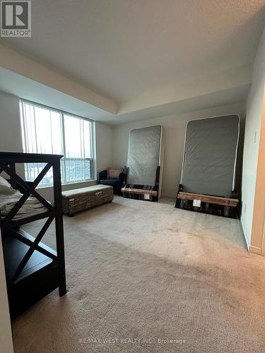 909 - 4850 Glen Erin Drive, Mississauga, ON - Indoor