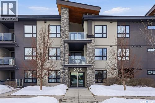 102 235 Evergreen SQUARE  Saskatoon, SK S7W 0T9